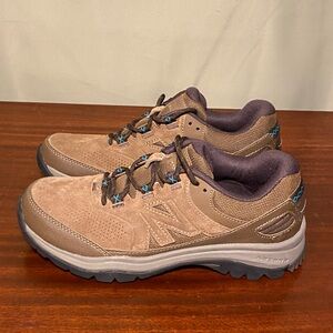 New Balance Women’s 769 Abzorb Brown Walking Athletic shoe size 8